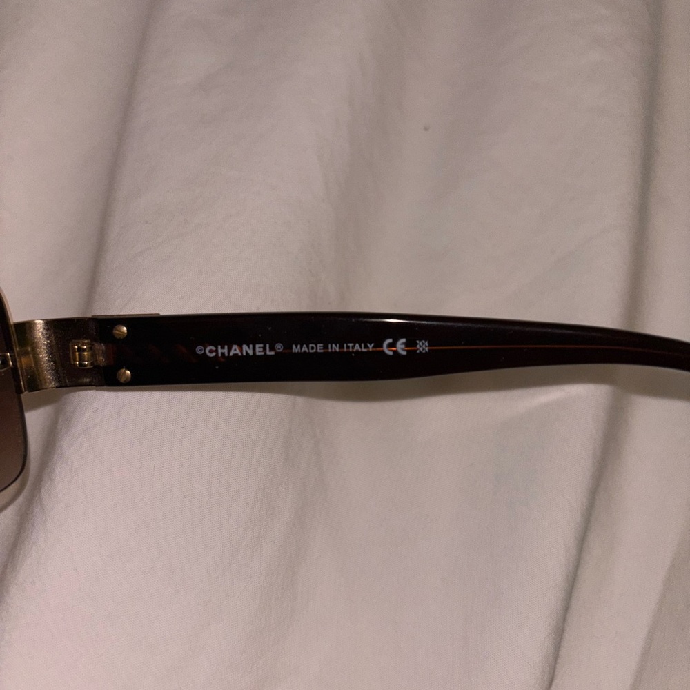 Chanel Vintage Brown and Gold Quilted Sunglasses - Picture 6 of 10